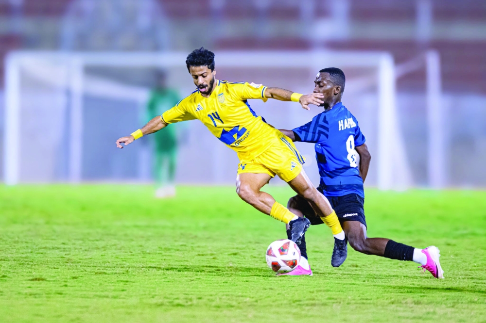 A moment from the Baha vs Al Nassr match, which ended with Baha's victory by a clean goal.