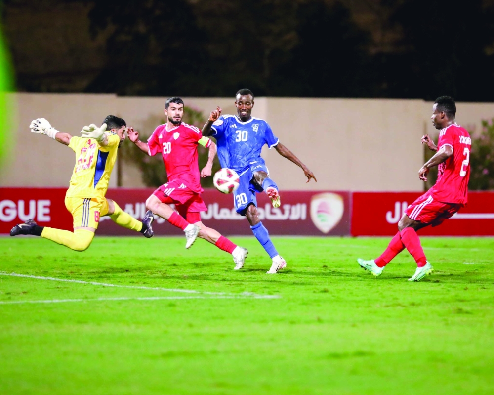 Sur Club wins against Oman Club with a score of two goals to one.