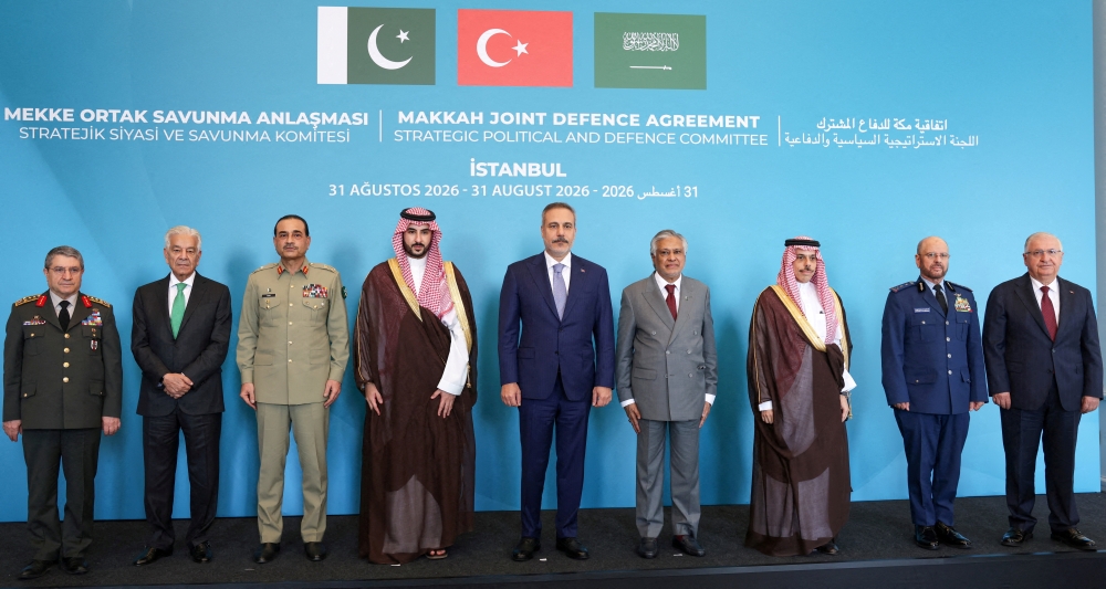 FILE PHOTO: Leaders pose before the first committee meeting under the joint defence accord, the "Mecca Joint Defence Agreement", in Istanbul, Turkey, August 31, 2026. 