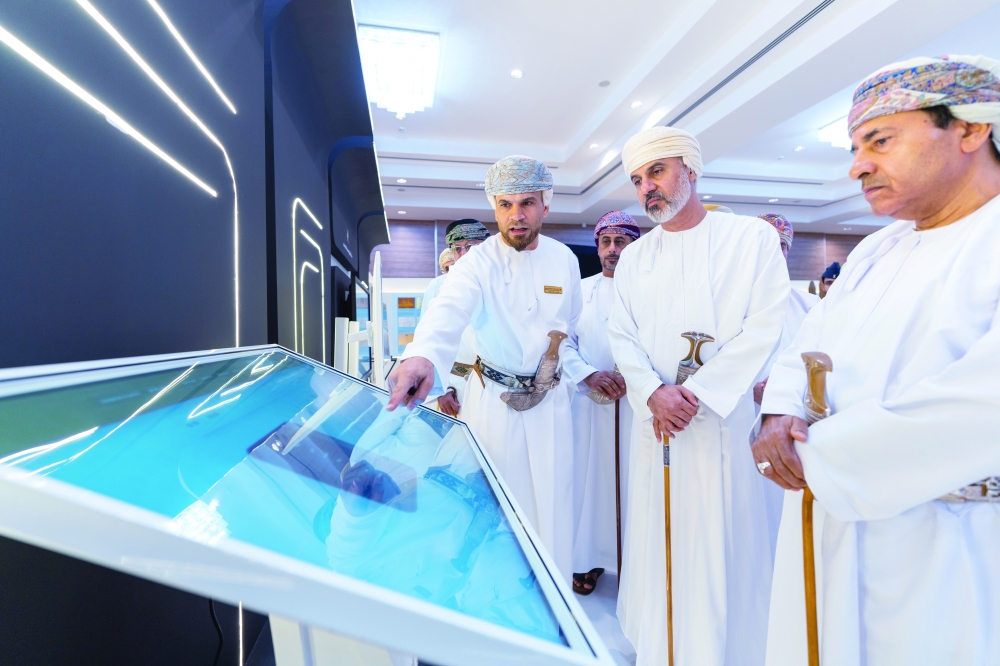 The exhibition provides an insight into Al Batinah South Governorate's past with historical documents and archaeological materials.