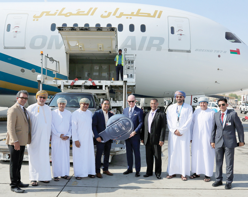 Oman Air rewards top performing travel agent Oman Observer