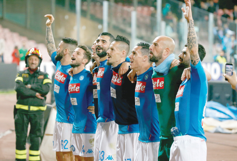 Crisp Napoli Edge Milan To Keep Serie A Title Hopes Alive View Nature