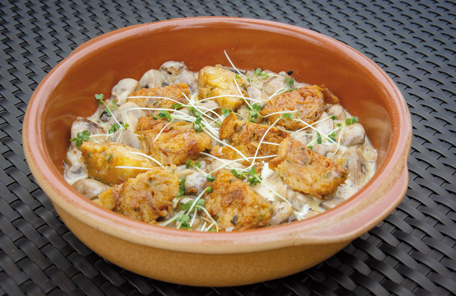 Anantara_AABS_German-Bread-Dumplings_8