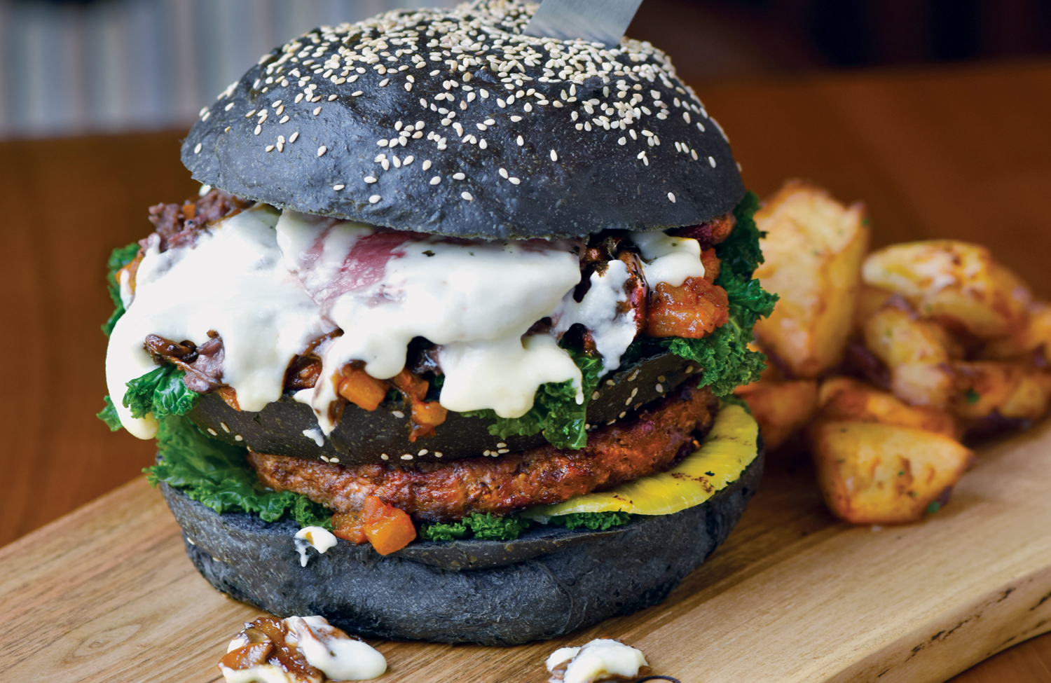 Grandis Charcoal Burger Oman Observer