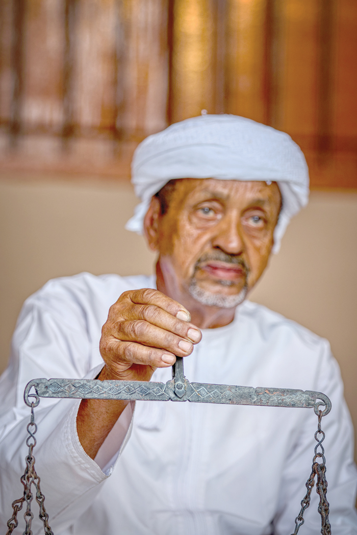 OMANI-MAN-AT-WORK