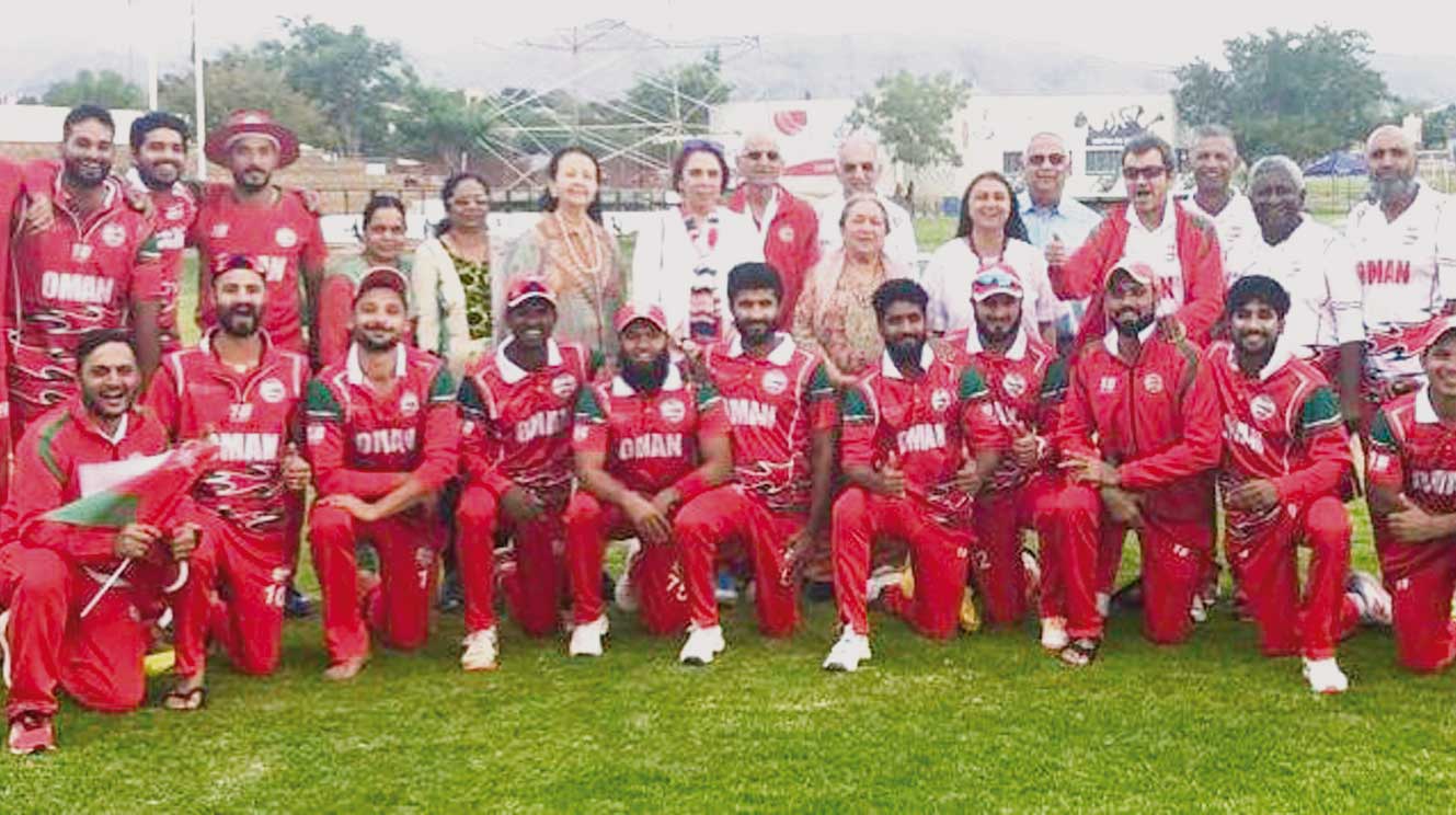 Oman-team-with-Board-members-and-supporters(1)