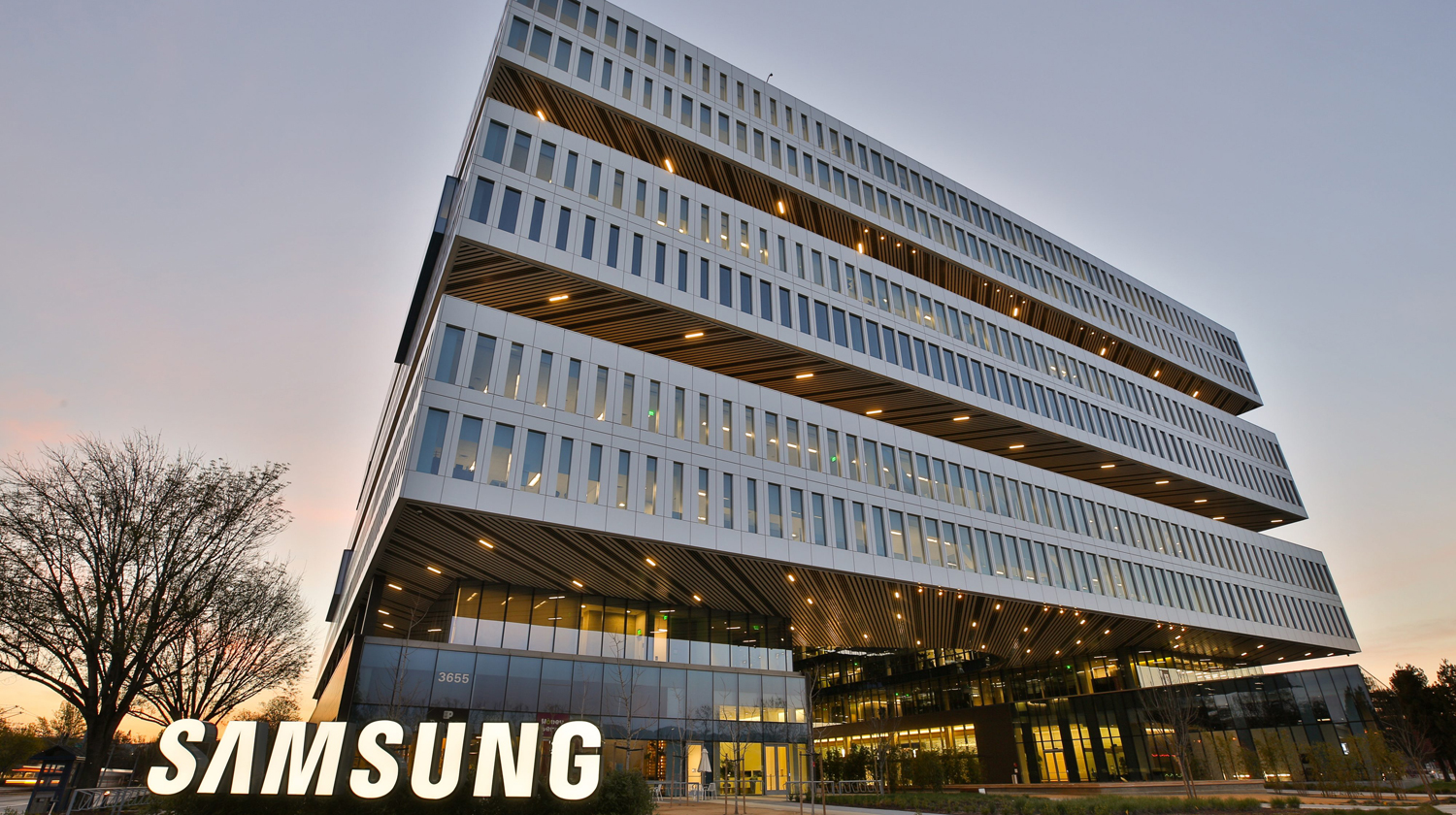 Campus-Exterior-SamsungSign-1-e1493262997296