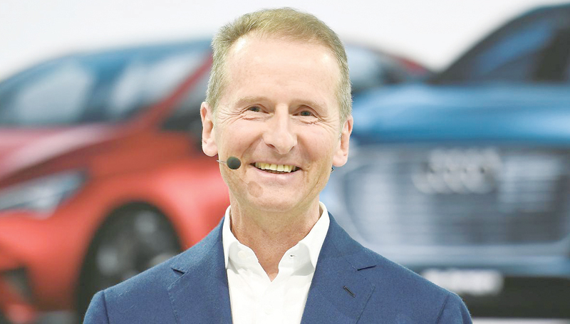 Electric car shift won’t hurt margins, says Volkswagen CEO - Oman Observer
