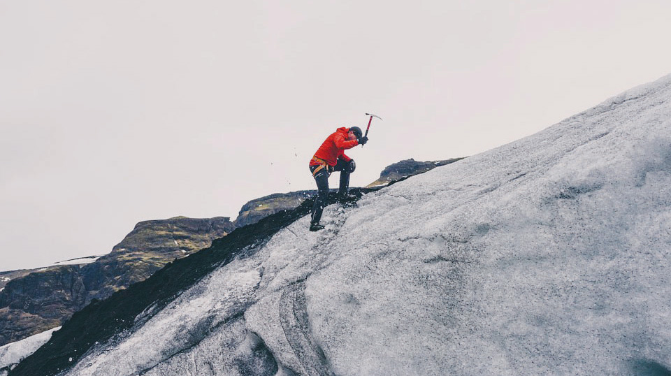 mountain-climbing-802099_960_720