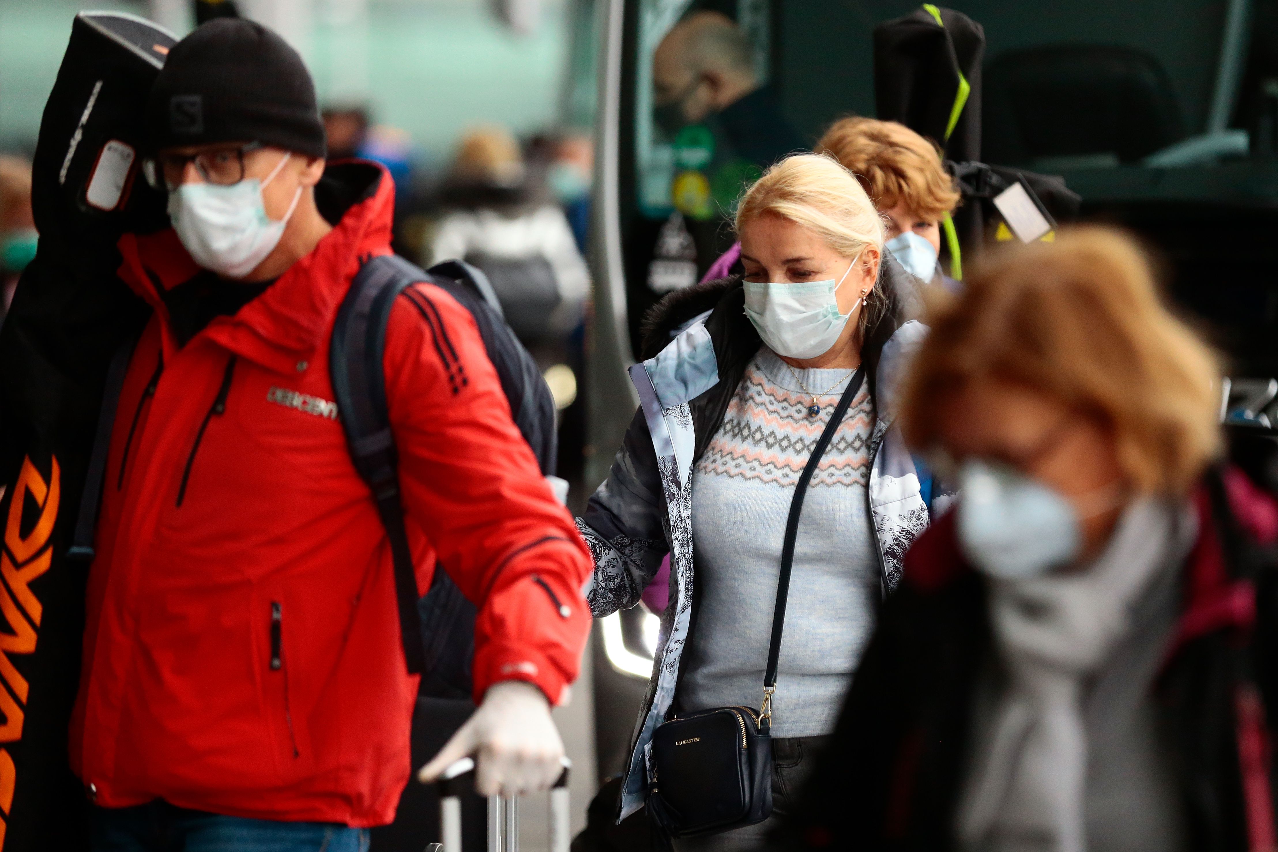 __827065-01-08-1584356148