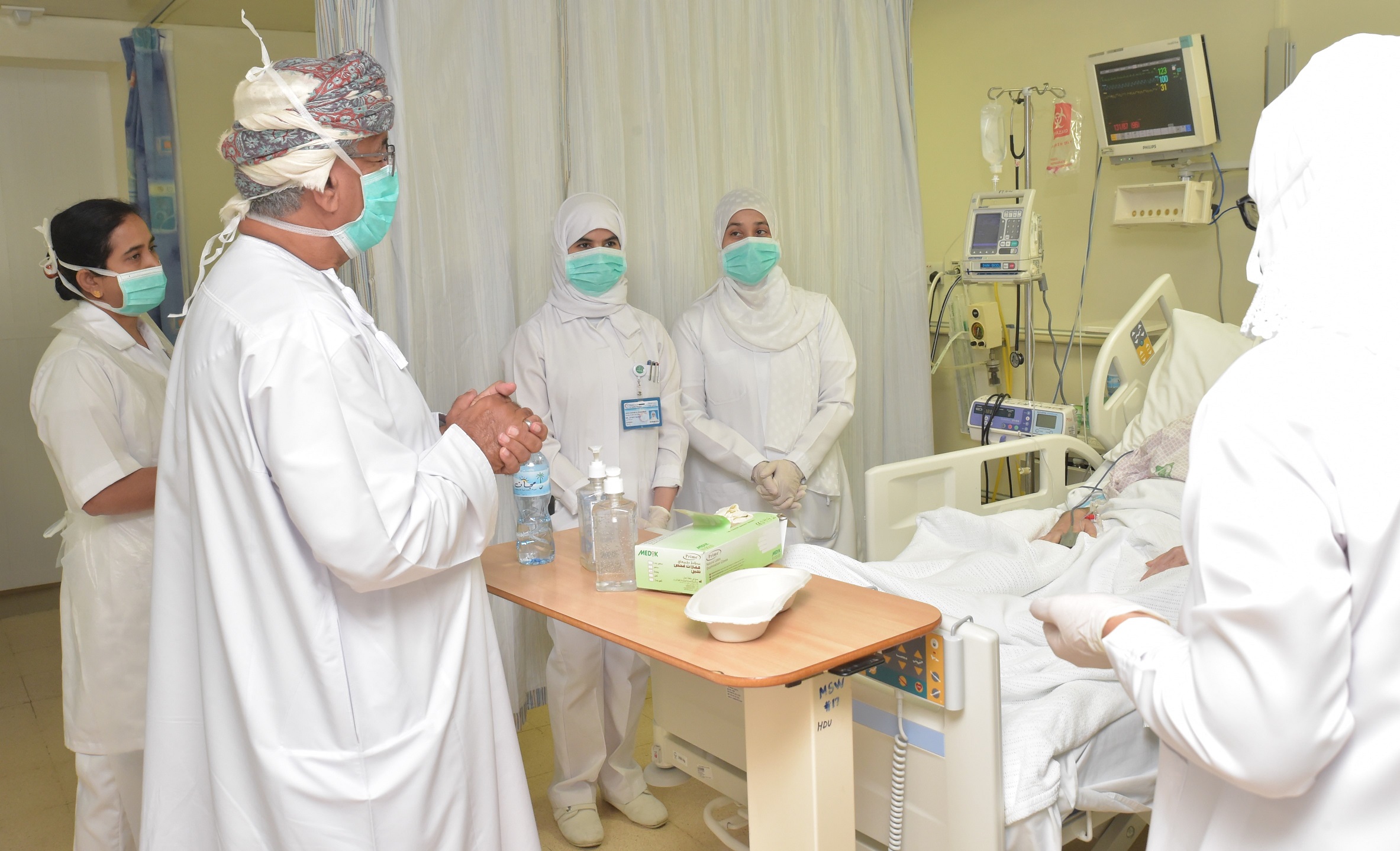 Oman's Health Minister pays field visits - Oman Observer
