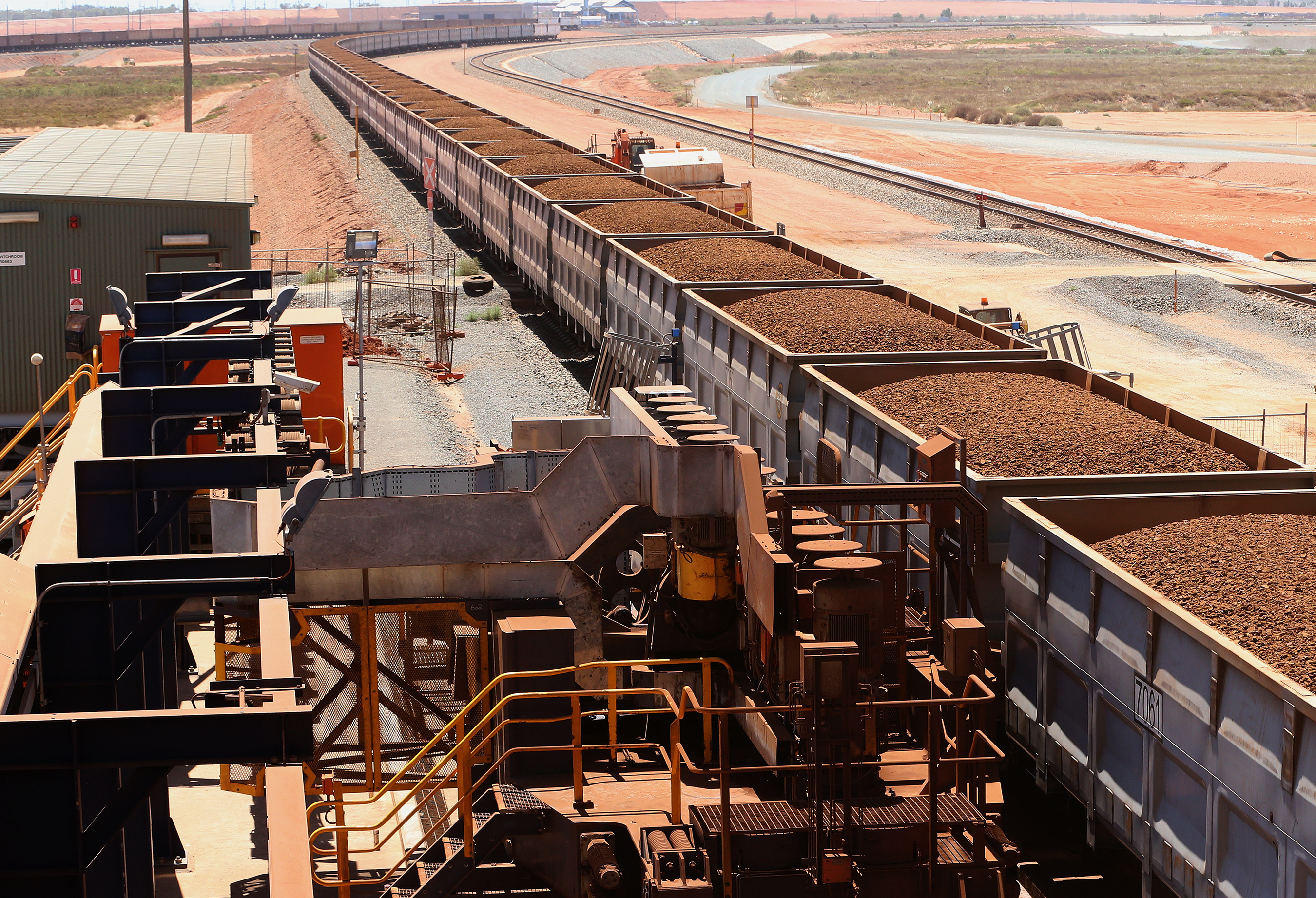 Tour of Fortescue Mining Group's Solomon Hub, Port Hedland Rail and Herb Elliott Port