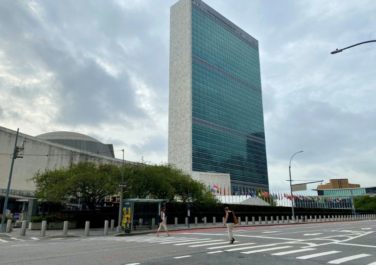 UN