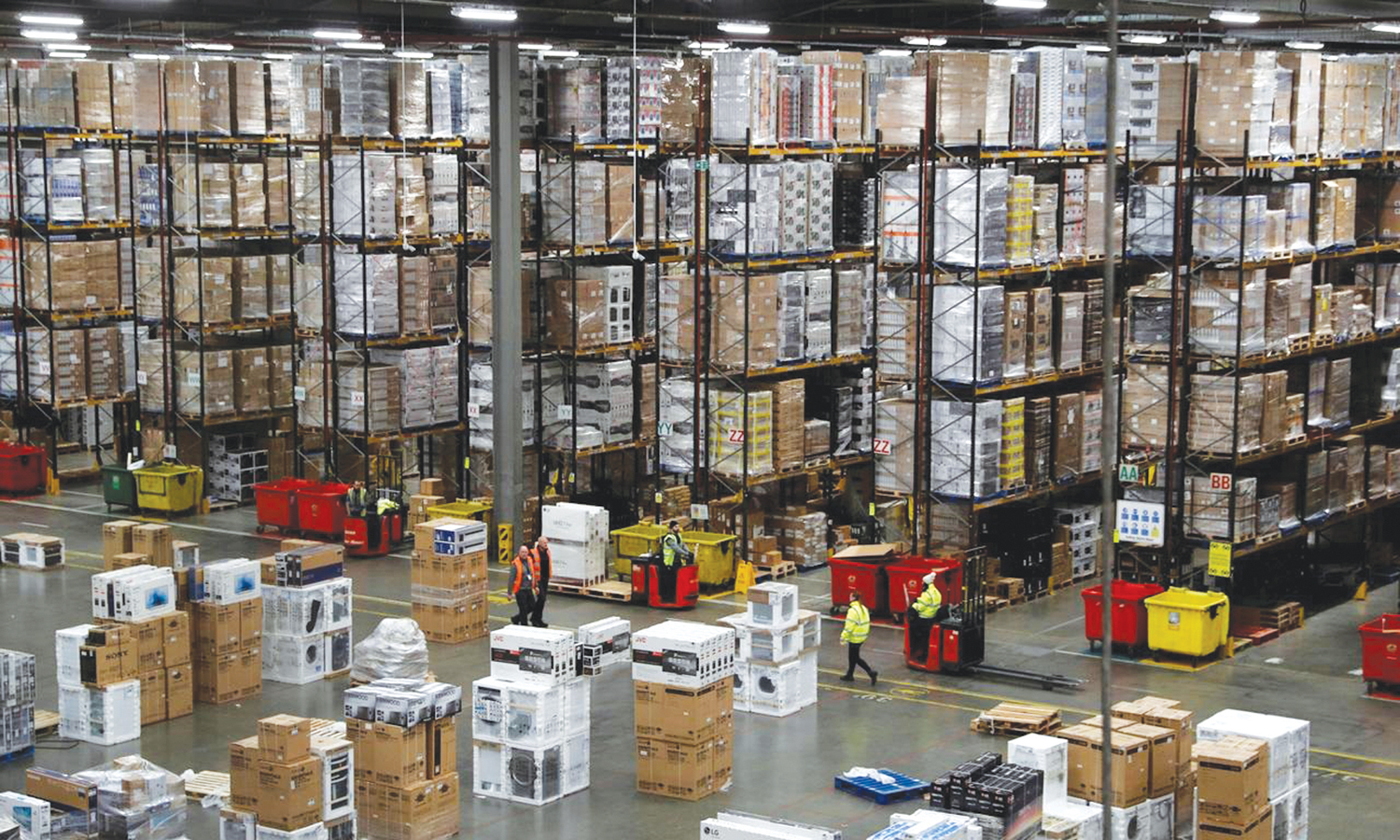 15-UK-redundancies-hit-record-high-as-job-market-slumps-in-Q3